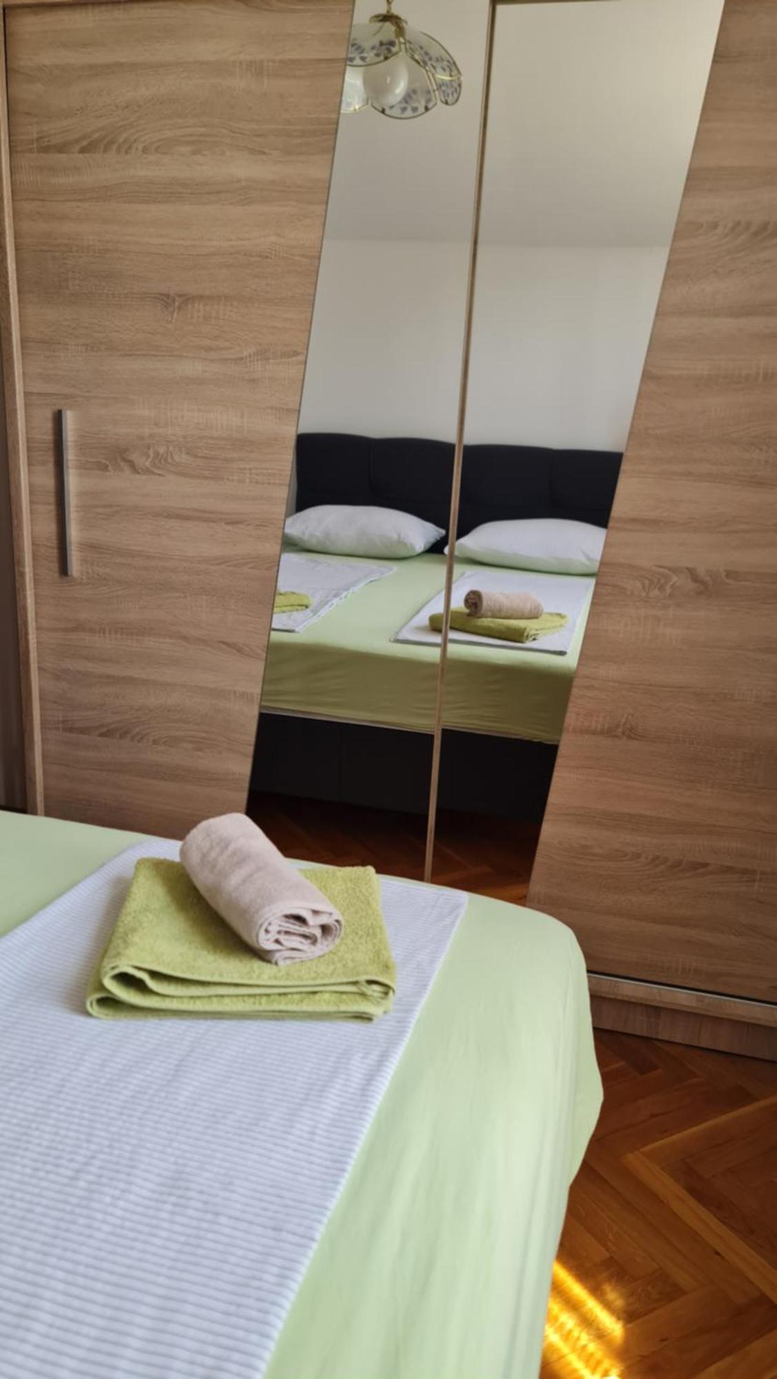 Minhen Apartman Muntić Kültér fotó